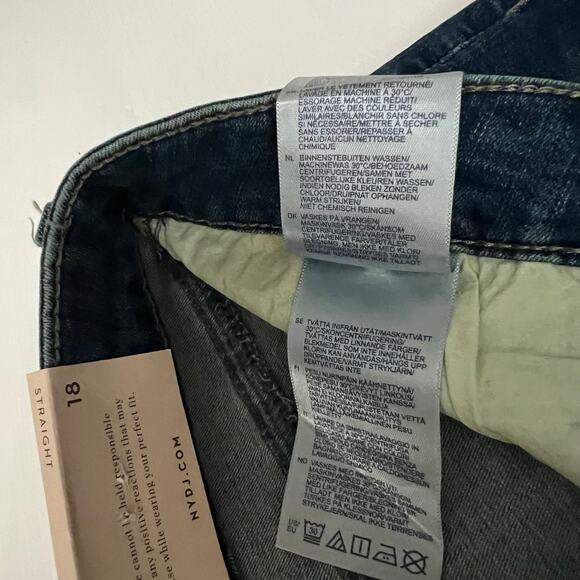 NYDJ Marilyn Straight Lift & Tuck Blue Denim Jeans | Women's Size 18 (NWT) - Picture 6 of 12